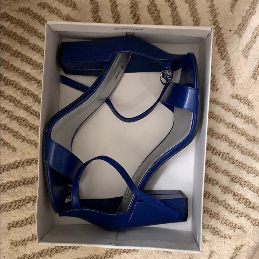 Blue 👠 heels